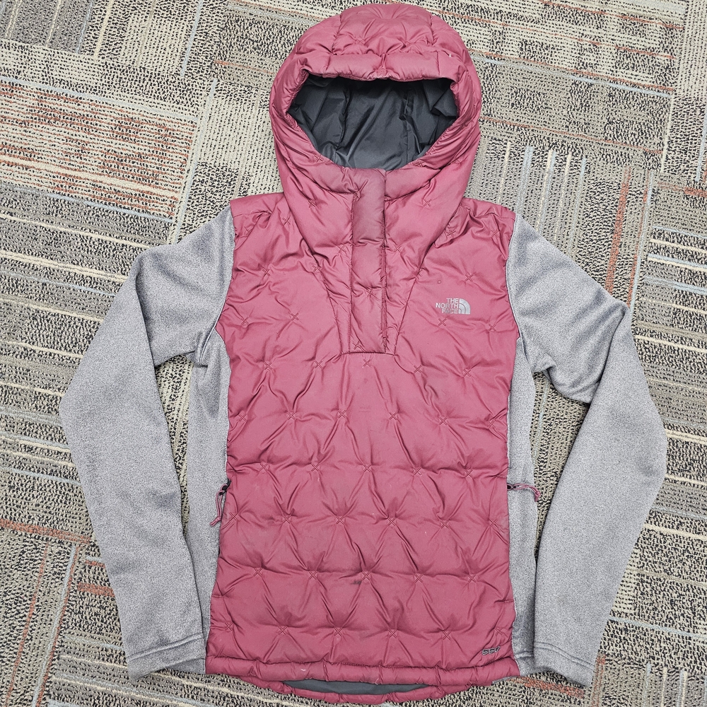 The North Face Jacket-Womens, Red/Grey,‎ Size: SP